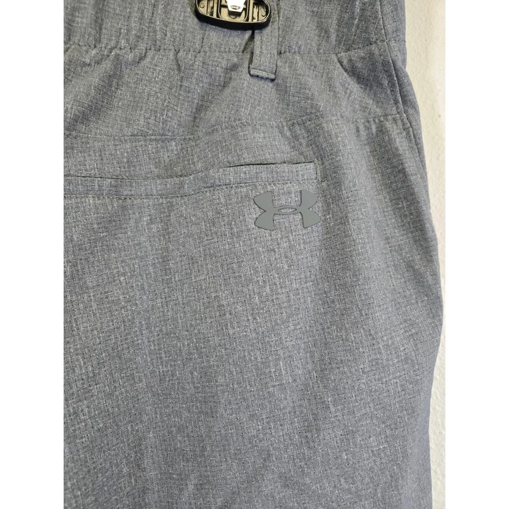 Under Armour Golf Performance HeatGear Heathered Grey Athletic Shorts 38